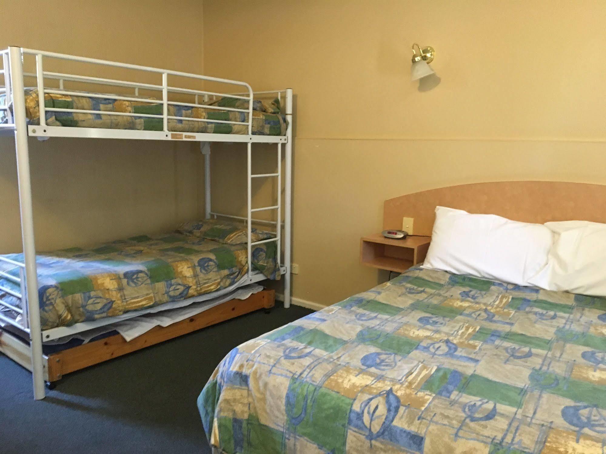 Parkville Motel Мельбурн Екстер'єр фото