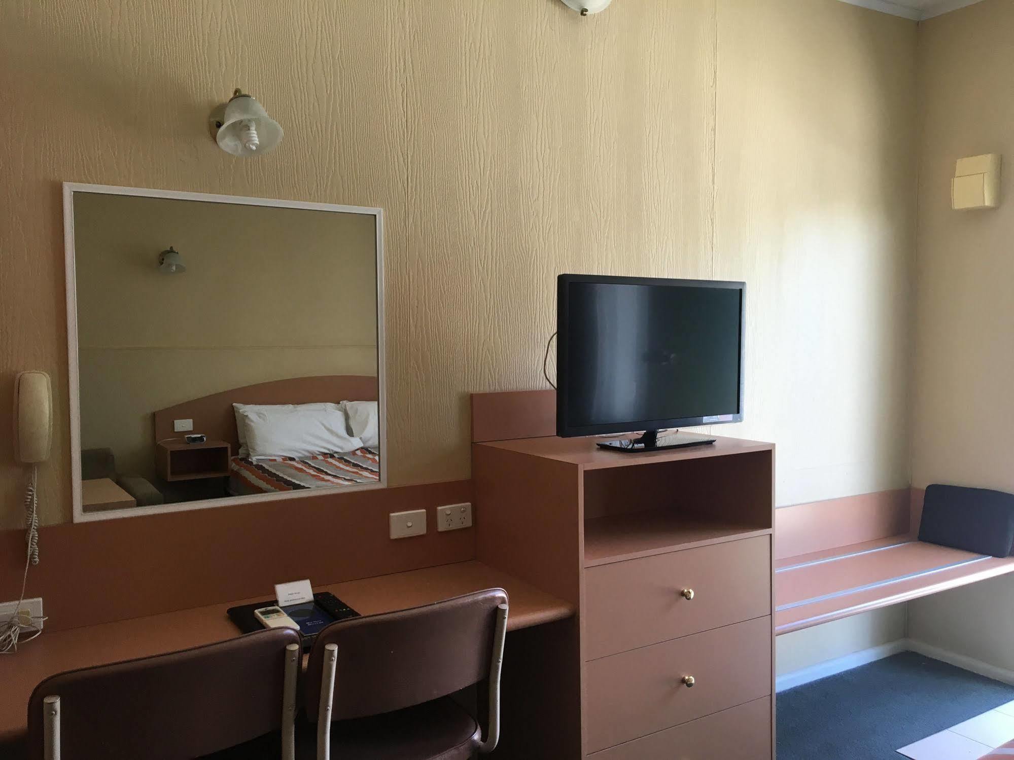 Parkville Motel Мельбурн Екстер'єр фото