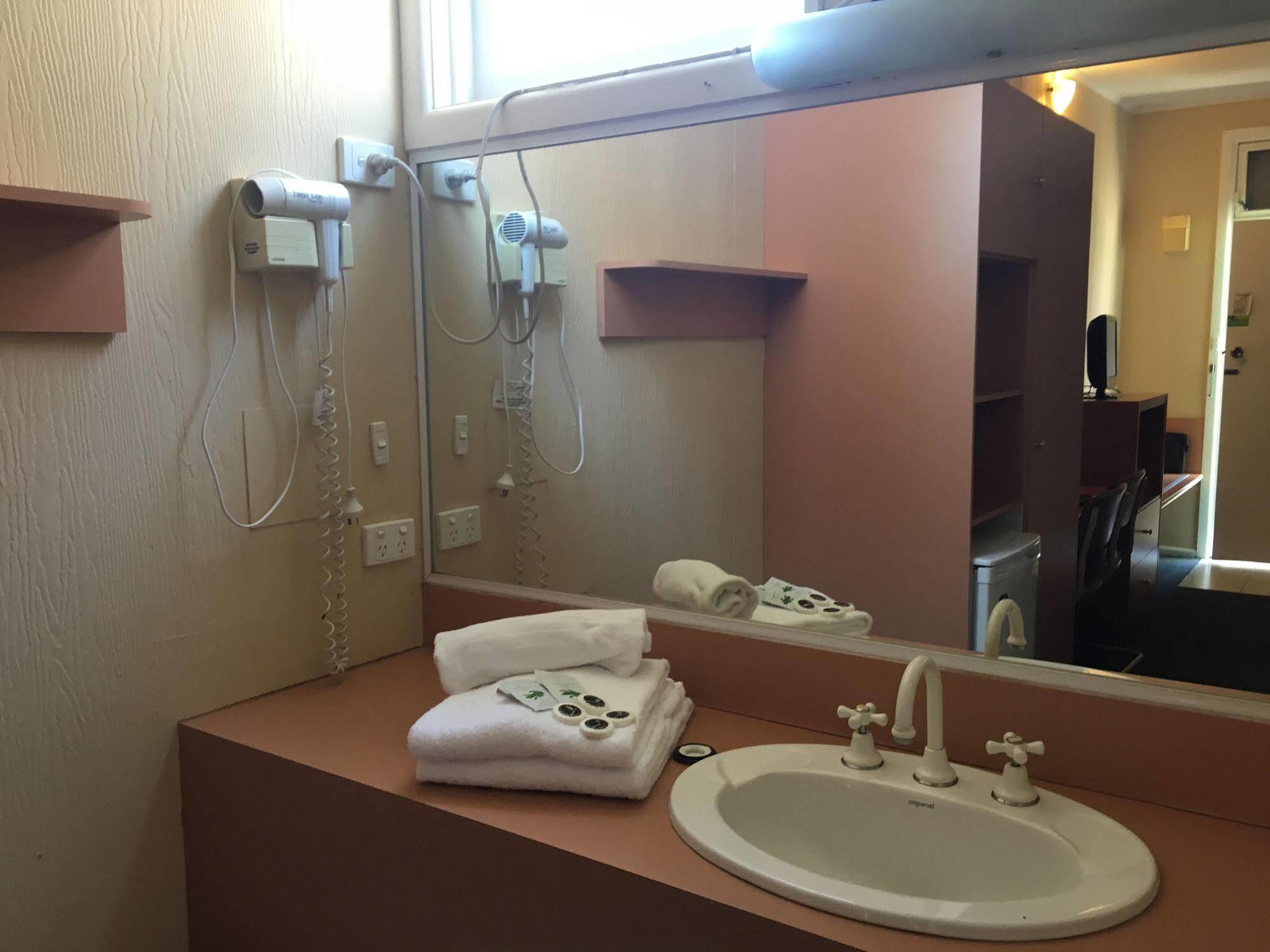 Parkville Motel Мельбурн Екстер'єр фото
